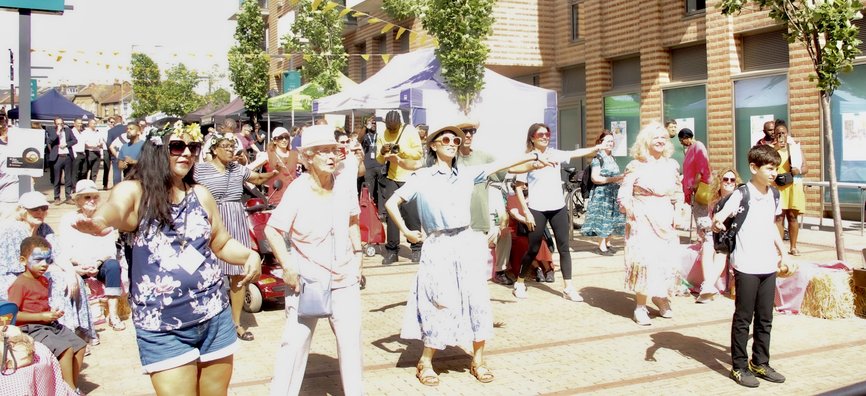artsdepot-supporting West Hendon Arts & Culture to produce an outdoor festival uniting communities in a new housing development